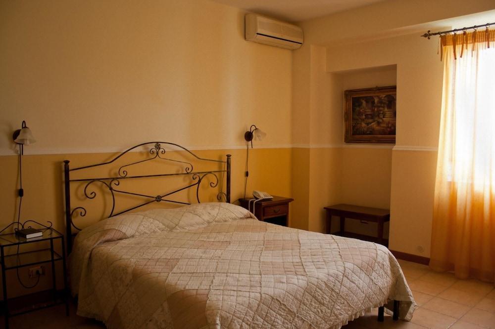 Domus Aurea Resort Ragusa Zewnętrze zdjęcie